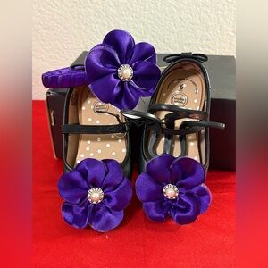 Baby Girl Handmade Purple Satin Flower Pearl & Gems Shoes w/headband. Size: 6
